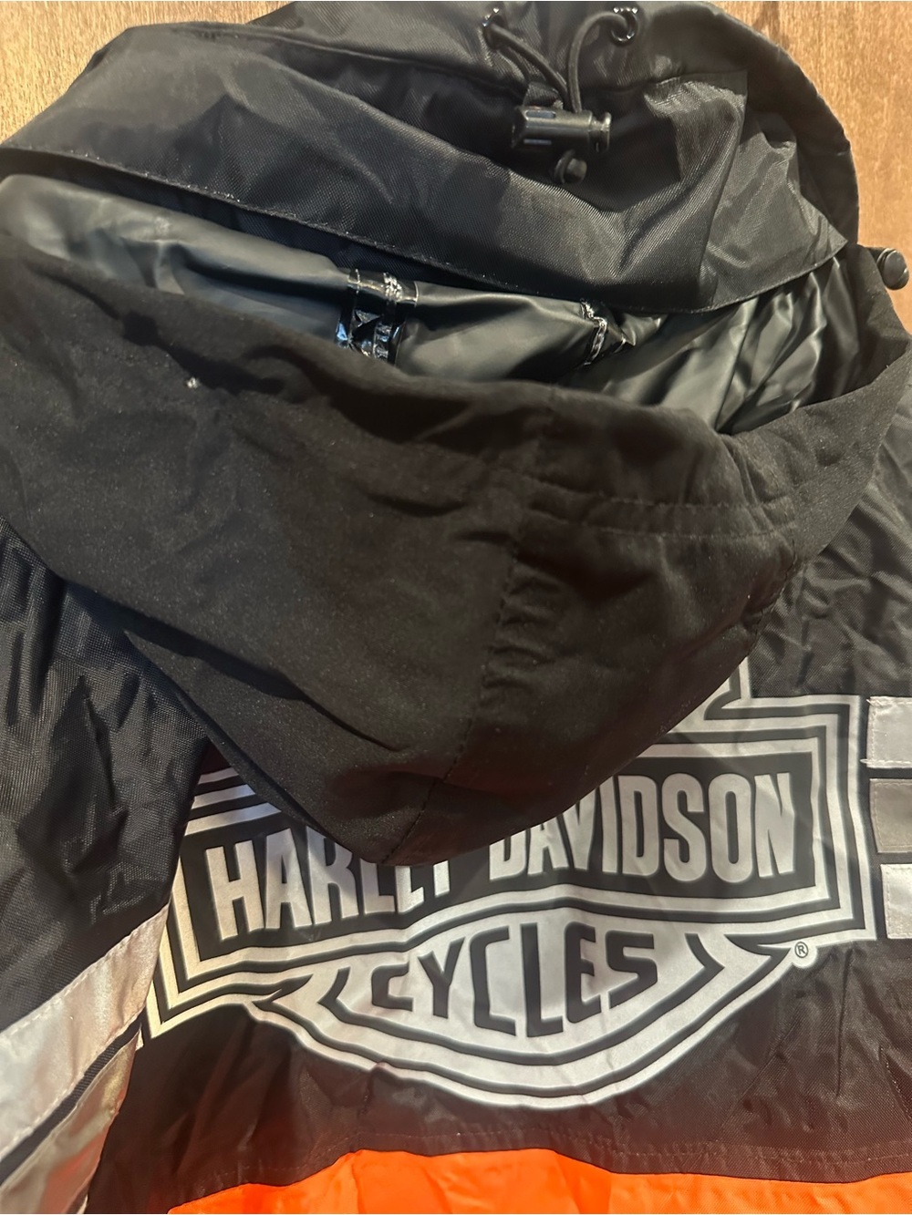 Harley-Davidson Orange and Black Reflective Rain Jacket & Overalls with Bag - Picture 5 of 16